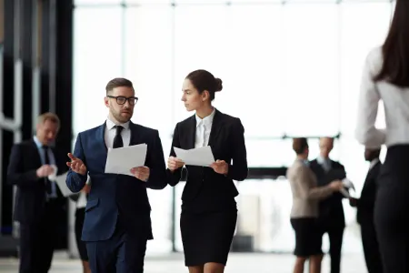 دیپلماسی در عمل: هر آنچه که باید در مورد شغل سفیر بدانید