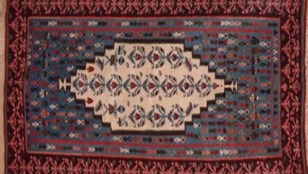 نقوش گلیم هرسین, گلیم دستباف هرسین