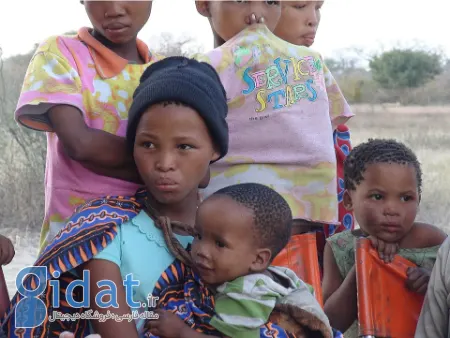 Hunting and storytelling customs among the San tribe (Bushmen) in Namibia and Botswana