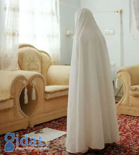 علت مکروه بودن نماز خواندن مقابل عکس و تابلو