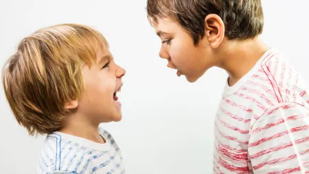 رفتار والدین با دعوای کودکان