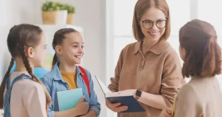 پشتیبانی عاطفی با نوجوانان