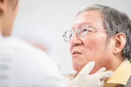 دیورتیکولوم زنکر, اختلال بلع در سالمندان