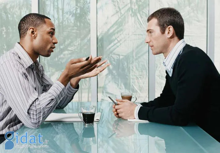 قدرت نه گفتن - هنگام نه گفتن زبان بدن قاطعی داشته باشید.
