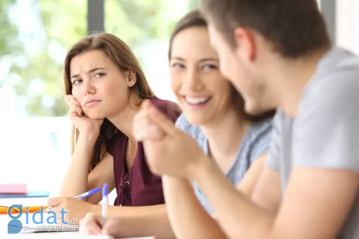 ۵ راه برای مقابله با همکار حسود در محل کار