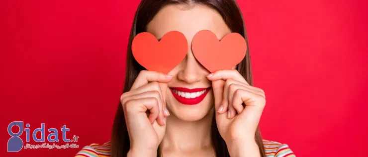 ۳۶ سوال عاشقانه که غریبه‌ها را عاشق می‌کند + نگاهی به دلایل علمی موثر بودن آنها