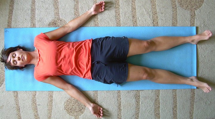 حرکت شاواسانا (Shavasana) یا وضعیت جسد در هاتا یوگا