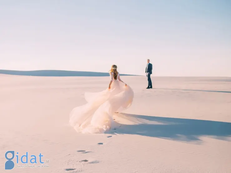 عروس و داماد در صحرا