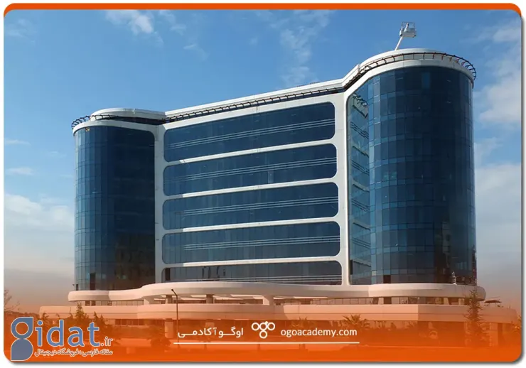 دانشگاه ایستینیه