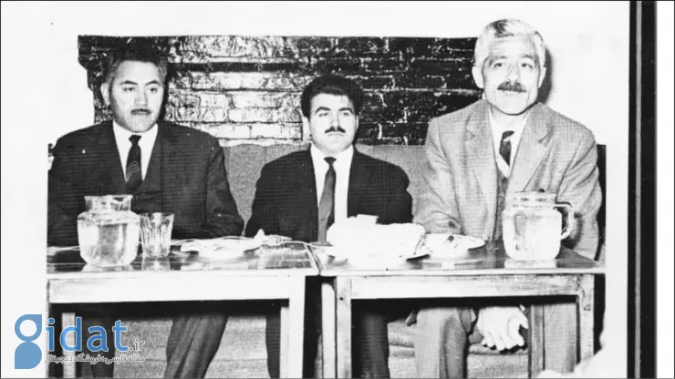 جلال آل احمد، نویسنده و مترجم و از پایه گذاران کانون نویسندگان ایران، غلامحسین ساعدی و یدالله (مفتون) امینی، از شاعران معاصر ایران در سمیناری که در دانشگاه تبریز برگزار شد.