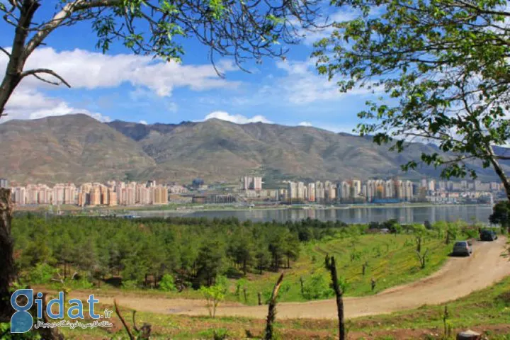 جاهای دیدنی تهران در نوروز: از آزدی تا کاخ گلستان