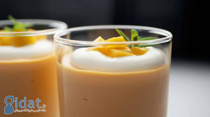 طرز تهیه انواع دسر انبه - ازجمله دسرهای با انبه می‌توان به موس انبه اشاره کرد.