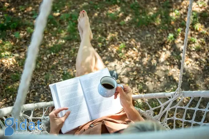 چگونه بیشتر کتاب بخوانیم؟ ۷ ترفند عملی برای کسانی که ادعا میکنند «وقت ندارند»