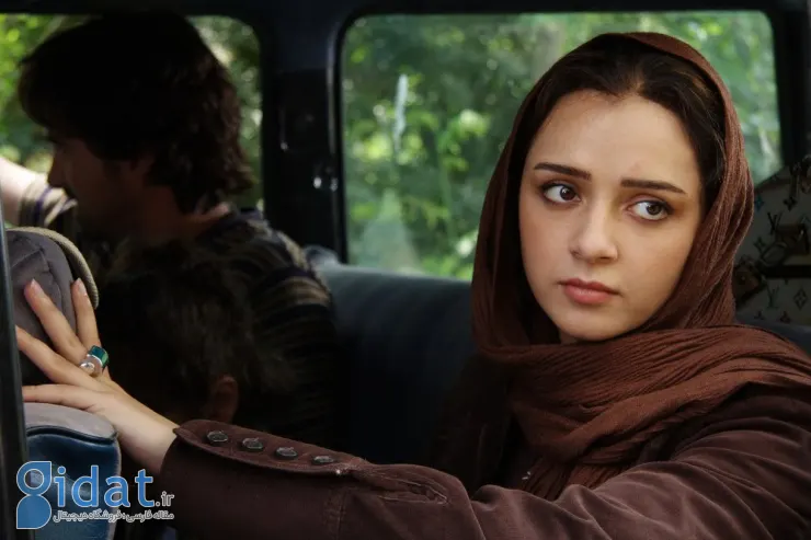 ترانه علیدوستی در نمایی از درباره الی