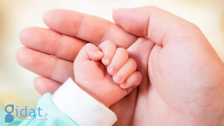 چگونه اولین ناخن کودک را بگیریم؟