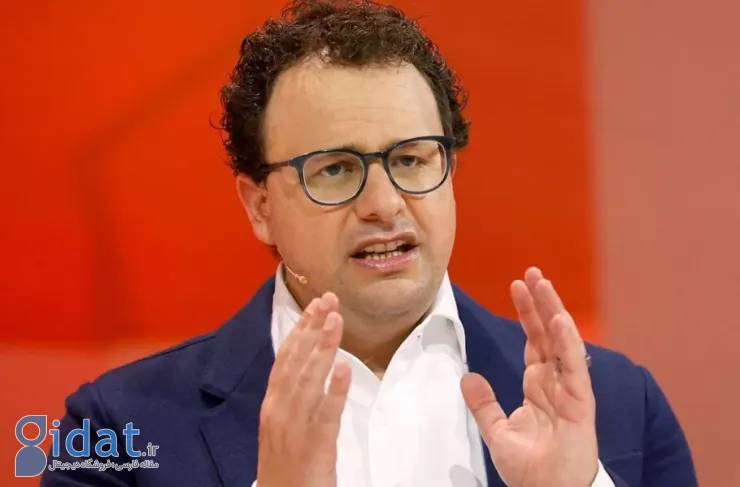 مدیر عامل آنتروپی: هوش مصنوعی می تواند 50 درصد از مشاغل اصلی اداری را حذف کند