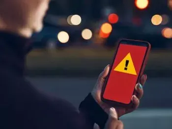 پدافند غیرعامل: پیام هشدار روز جمعه در تلفن‌های همراه واقعی نیست؛ رزمایش در حال برگزاری است