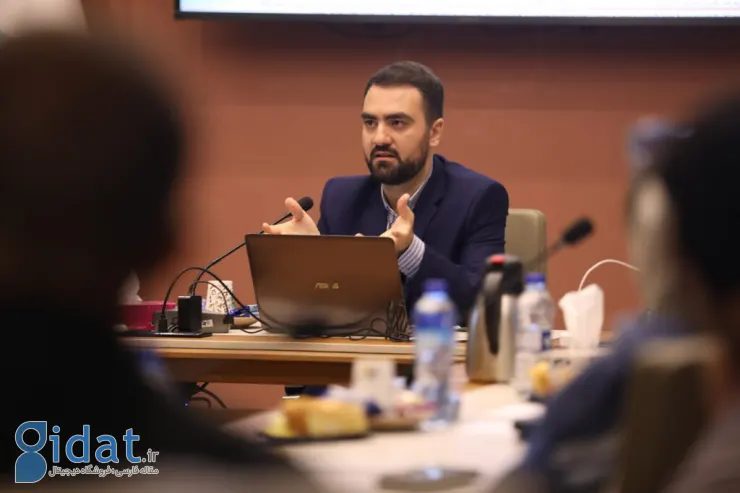  هشدار کارشناس تنظیم‌گری درباره تغییر مرجع مجوز تاکسی‌های اینترنتی: چرخ را از نو اختراع نمی‌کنند
