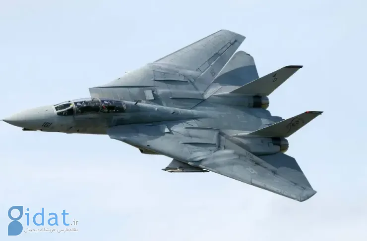 پیش از اینتل، اولین ریزپردازنده واقعی جهان، تراشه‌ای برای هواپیمای آمریکایی F-14 Tomcat بود