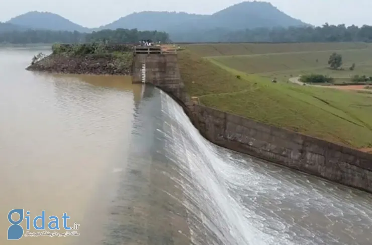 یک مقام هندی برای نجات گوشی خود میلیون ها لیتر آب از یک سد تخلیه کرد!
