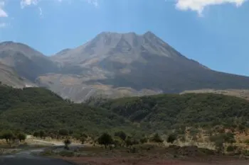 منبع شگفت انگیز آتشفشان های ترکیه در فاصله بیش از 2000 کیلومتری چیست؟