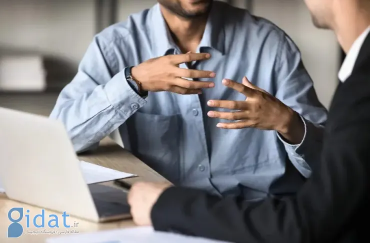 تحقیقات جدید: حرکات صحیح دست در حین مکالمه، تأثیر کلمات شما را افزایش می‌دهد