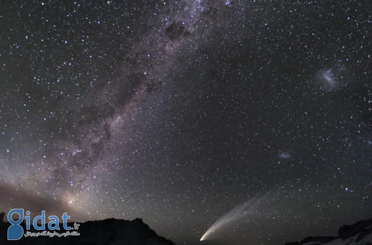 تصویر روز ناسا: سه کهکشان و یک دنباله دار