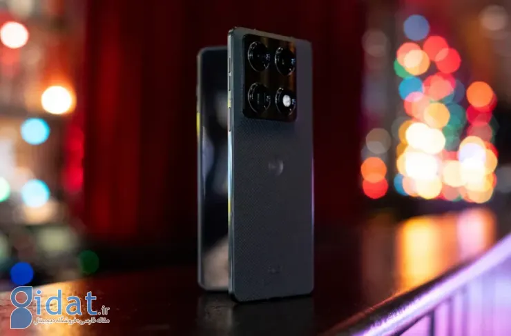 Razr Fold معرفی اولین گوشی تاشو کتابی موتورولا با صفحه داخلی 8.1 اینچی