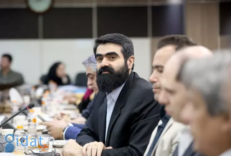 رئیس هیئت مدیره انجمن واردکنندگان کالا و تجهیزات رایانه ای: ایران اکسپو 2025 فرصتی طلایی برای معرفی ظرفیت های صادراتی نرم افزارها و خدمات فنی است