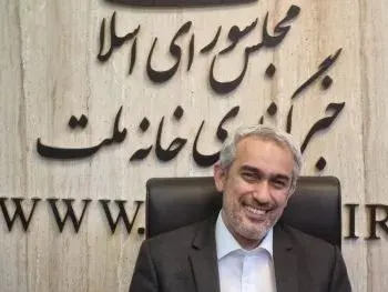 وزیر اقتصاد: توانستیم بورس را بدون یک ریال هزینه از بیت المال مدیریت کنیم