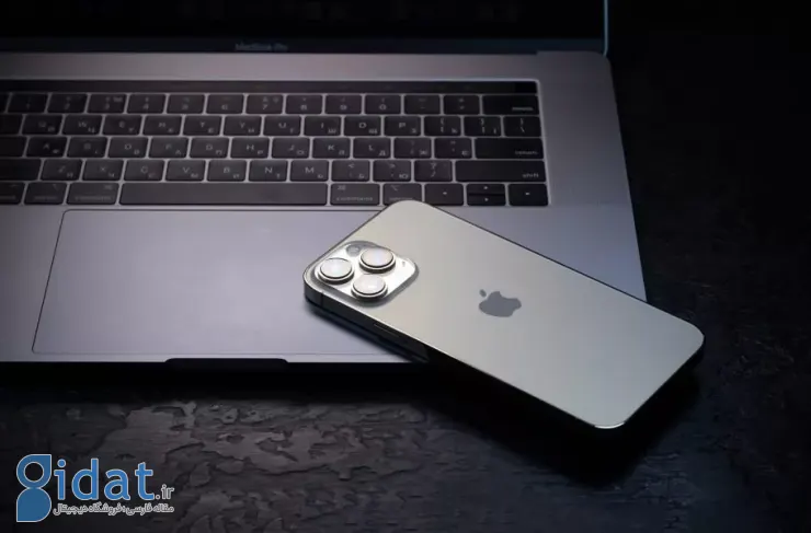 حالت قرنطینه اپل مانع از دسترسی اف‌بی‌آی به تلفن یک خبرنگار شد