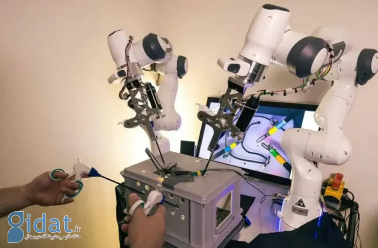 سیستم رباتیک لاپاراسکوپی چهار بازو چگونه به جراحان کمک می کند؟