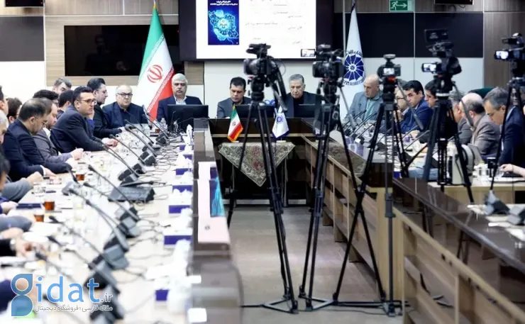 رئیس اتاق ایران پیشنهاد راه اندازی کنسرسیومی برای صادرات محصولات دانش بنیان را مطرح کرد