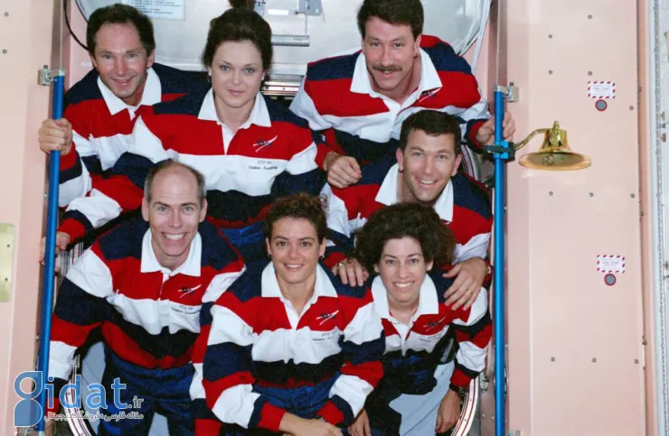 اس‌تی‌اس 96 دومین مأموریت به ایستگاه فضایی بین‌المللی توسط برنامه شاتل فضایی بود. اولین مأموریت، اس‌تی‌اس 88 بود
