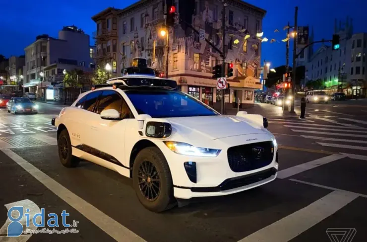 آلفابت در حال بررسی راه اندازی خودروهای خودران Waymo است