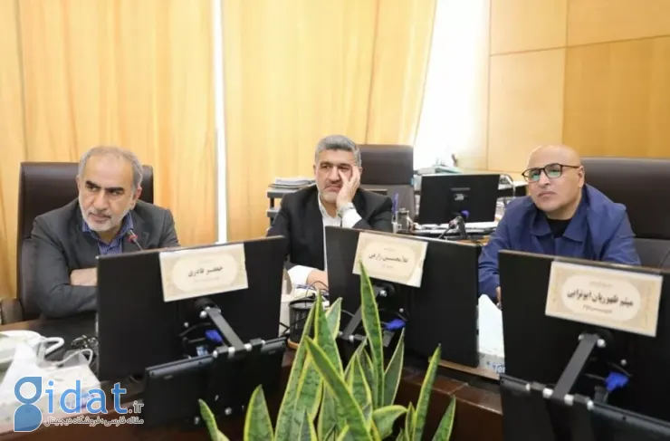 رئیس سازمان بورس: بانک مرکزی ۳۳ درصد تلاش خود را به بازار سرمایه تزریق کرده که کافی است