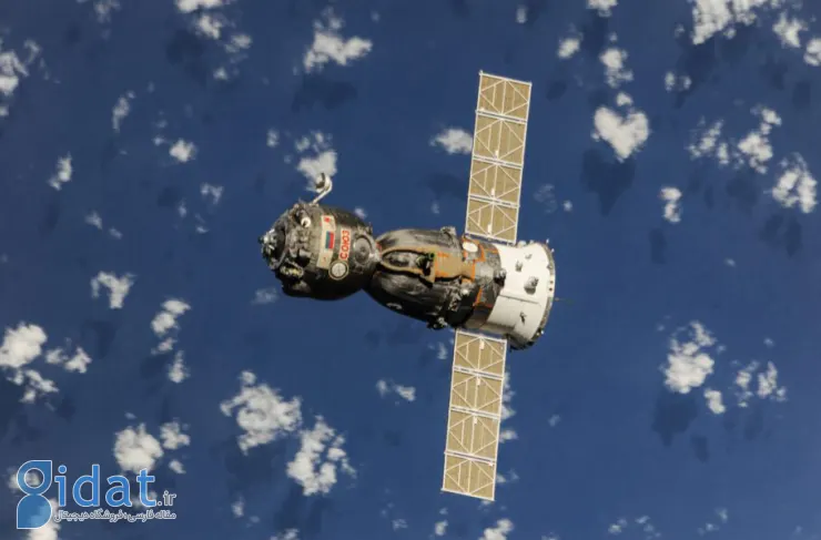 امروز در فضا: فضاپیمای سایوز 17 به زمین باز می گردد
