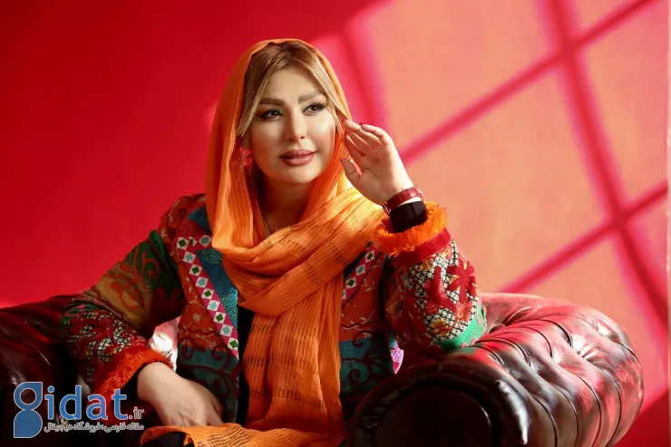 چهره بدون آرایش نیوشا ضیغمی در اتاق گریم