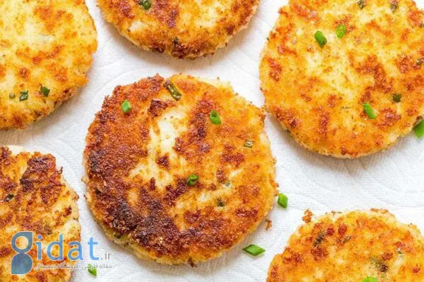 طرز تهیه کوکو سوسیس؛ یک شام سریع و خوشمزه