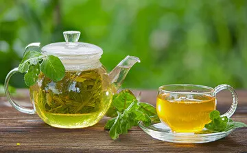 برای کاهش وزن چه زمانی چای سبز بنوشیم؟