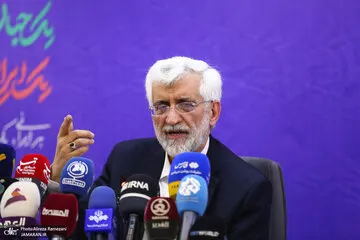 این روزنامه محافظه کار هم سعید جلیلی را جدی نگرفته است
