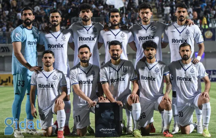 استقلالی ها مچ محمد عمری را گرفتند