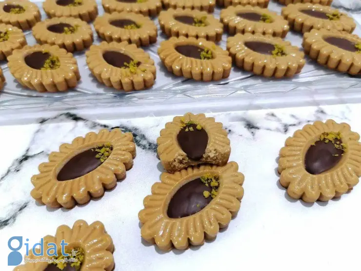 طرز تهیه یک شیرینی مجلسی برای عید نوروز