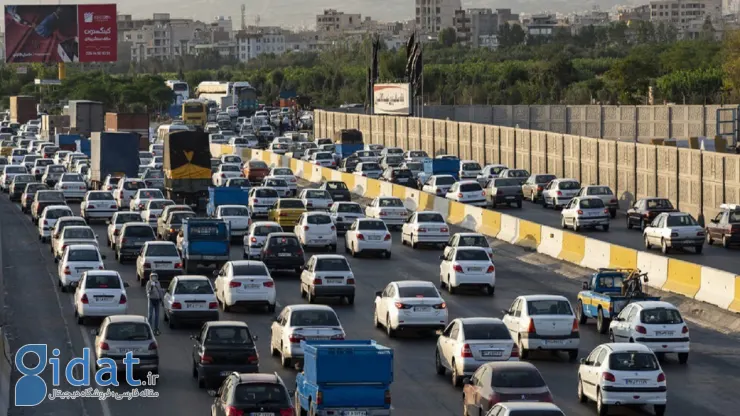 ترافیک بسیار سنگین، جاده‌های شمال را مسدود کرد