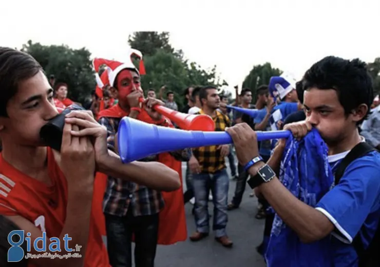 سرخابی ها با سیزده دروغ یکدیگر را مسخره کردند