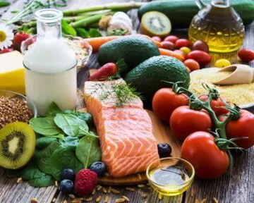 12 غذای مناسب برای تقویت سیستم ایمنی بدن