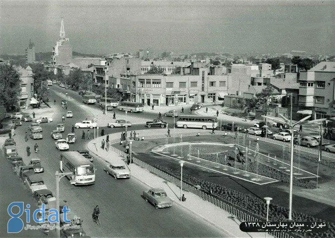 میدان بهارستان ۶۵ سال پیش به این شکل بود