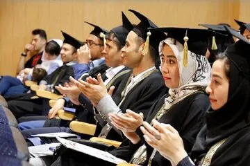 پذیرش دانشجویان مهاجر ممنوع شد