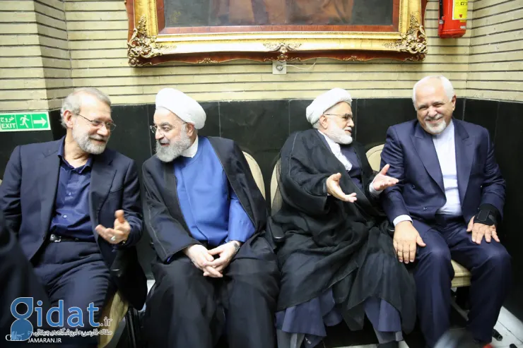حسن روحانی و علی لاریجانی در مراسم تشییع