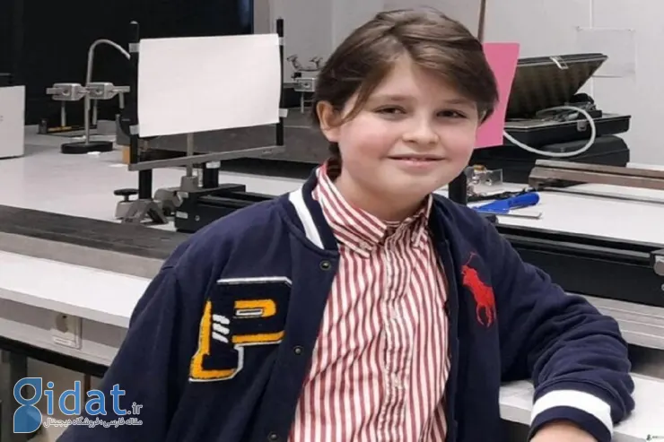 «انیشتین کوچک» در ۱۵ سالگی دکترای فیزیک کوانتومی گرفت